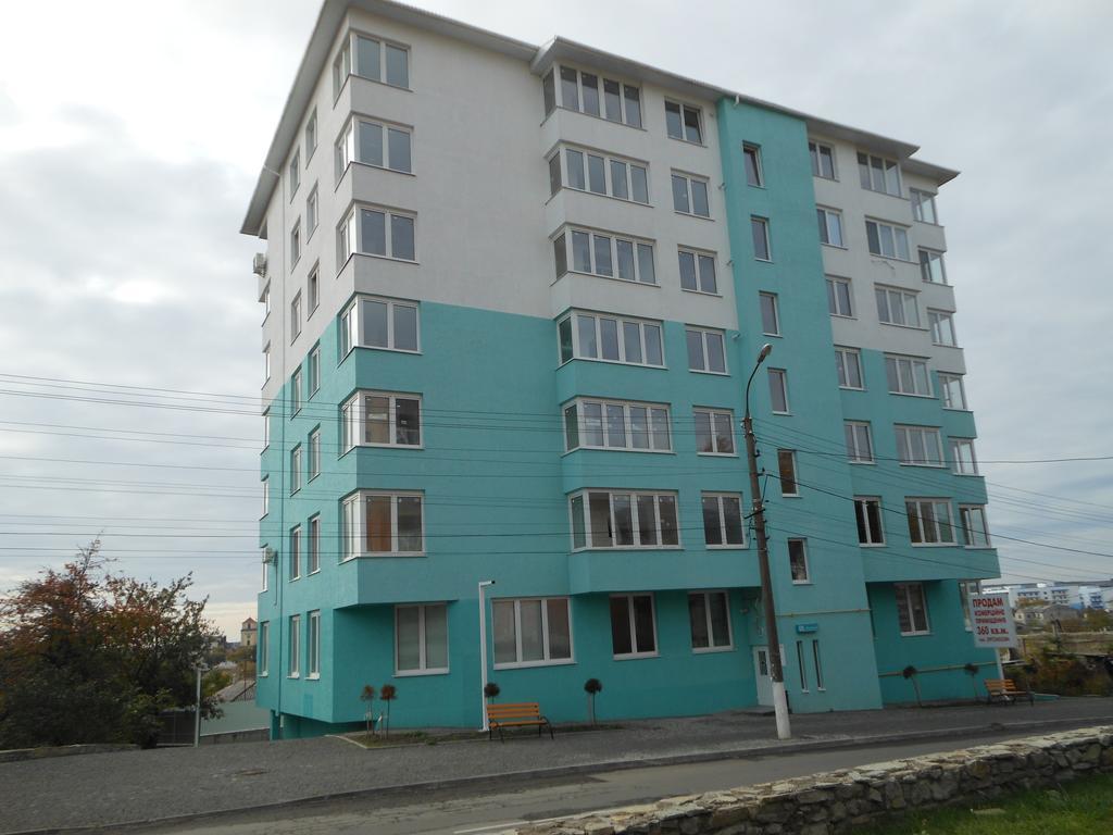 Rooms With Fortetsya View 2 Kamjanets-Podilsky Buitenkant foto